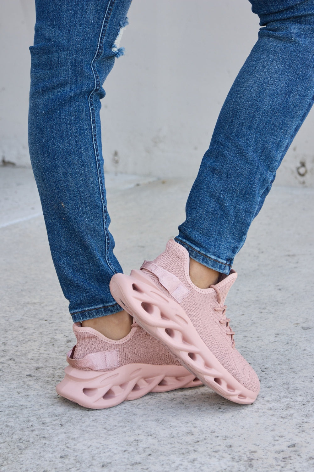 Forever Link Mesh Breathable Platform Athletic Shoes - The Daily Makeover