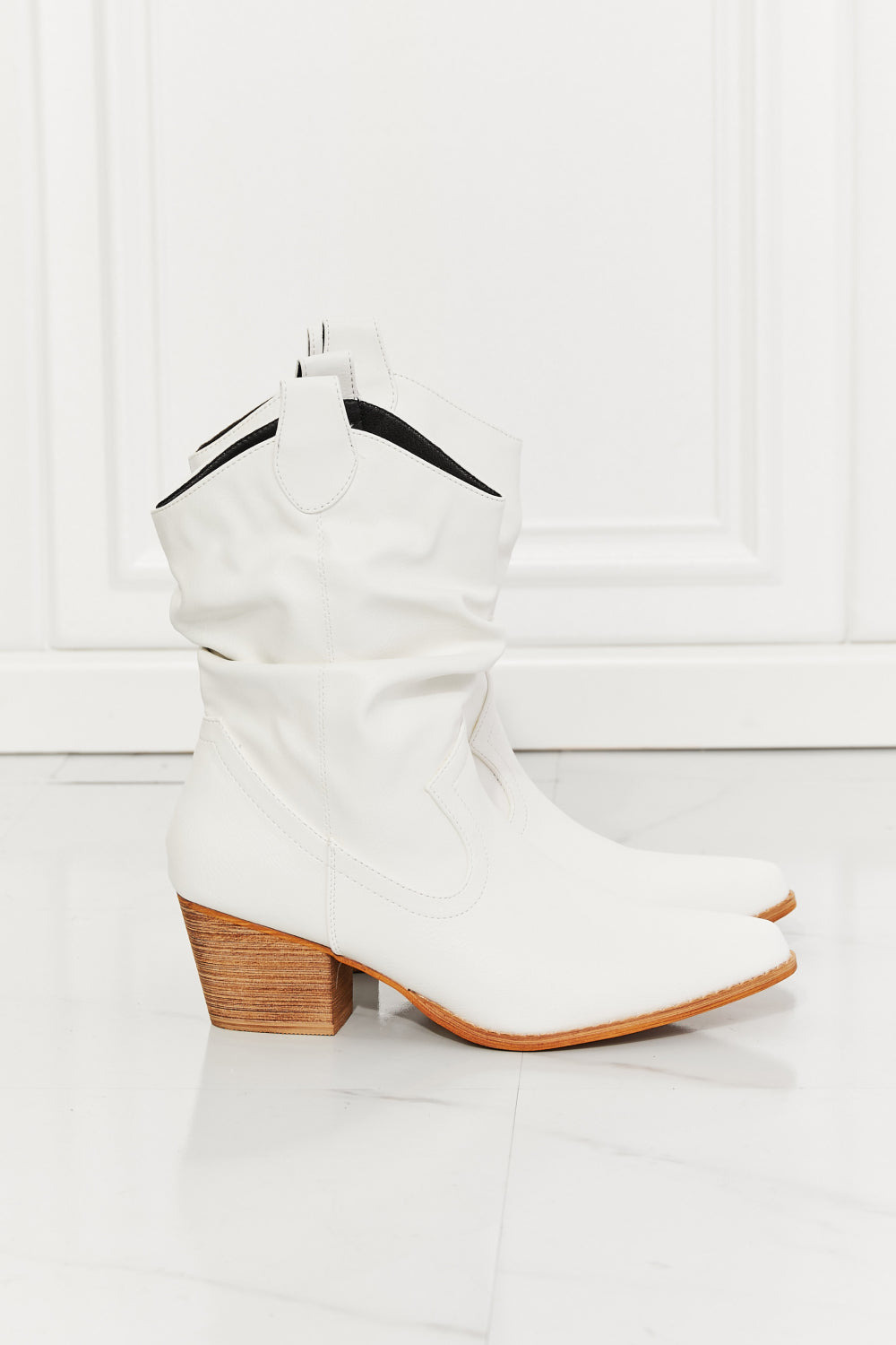 MMShoes Better in Texas Scrunch Cowboy Boots in White - The Daily Makeover