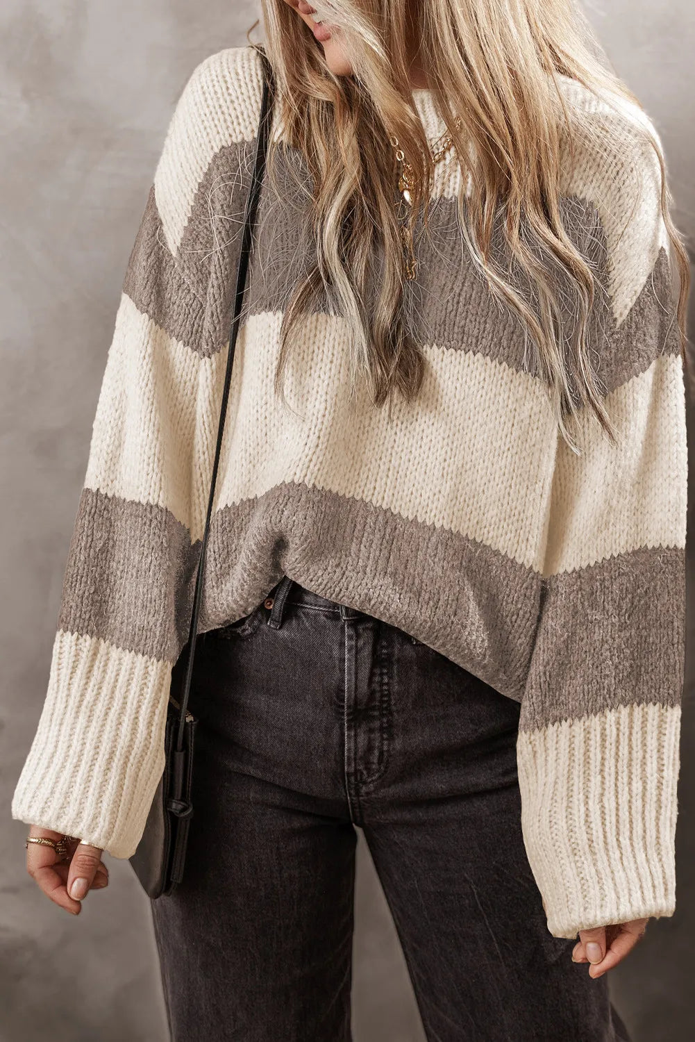 Color Block Round Neck Sweater - The Daily Makeover