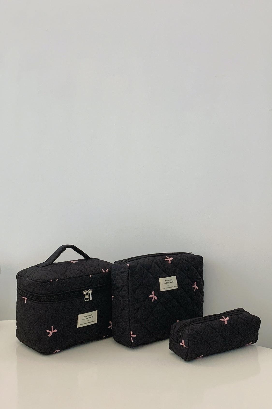 3 Piece Bow Quilted Cloth Storage Bag Set - The Daily Makeover