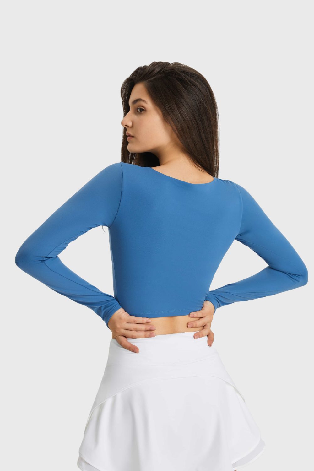 Cutout Long Sleeve Cropped Sports Top - The Daily Makeover