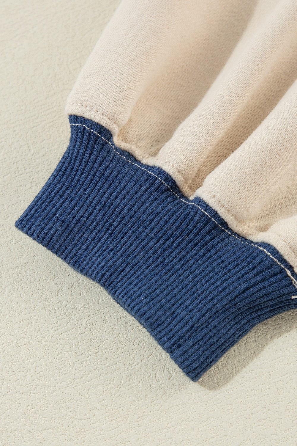 Contrast Round Neck Long Sleeve Sweatshirt - The Daily Makeover