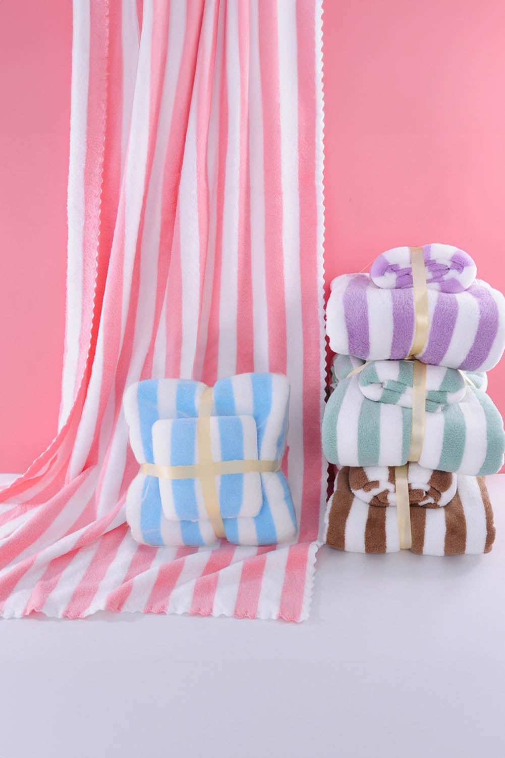 Pink Striped Plush Bath Towel Set - The Daily Makeover