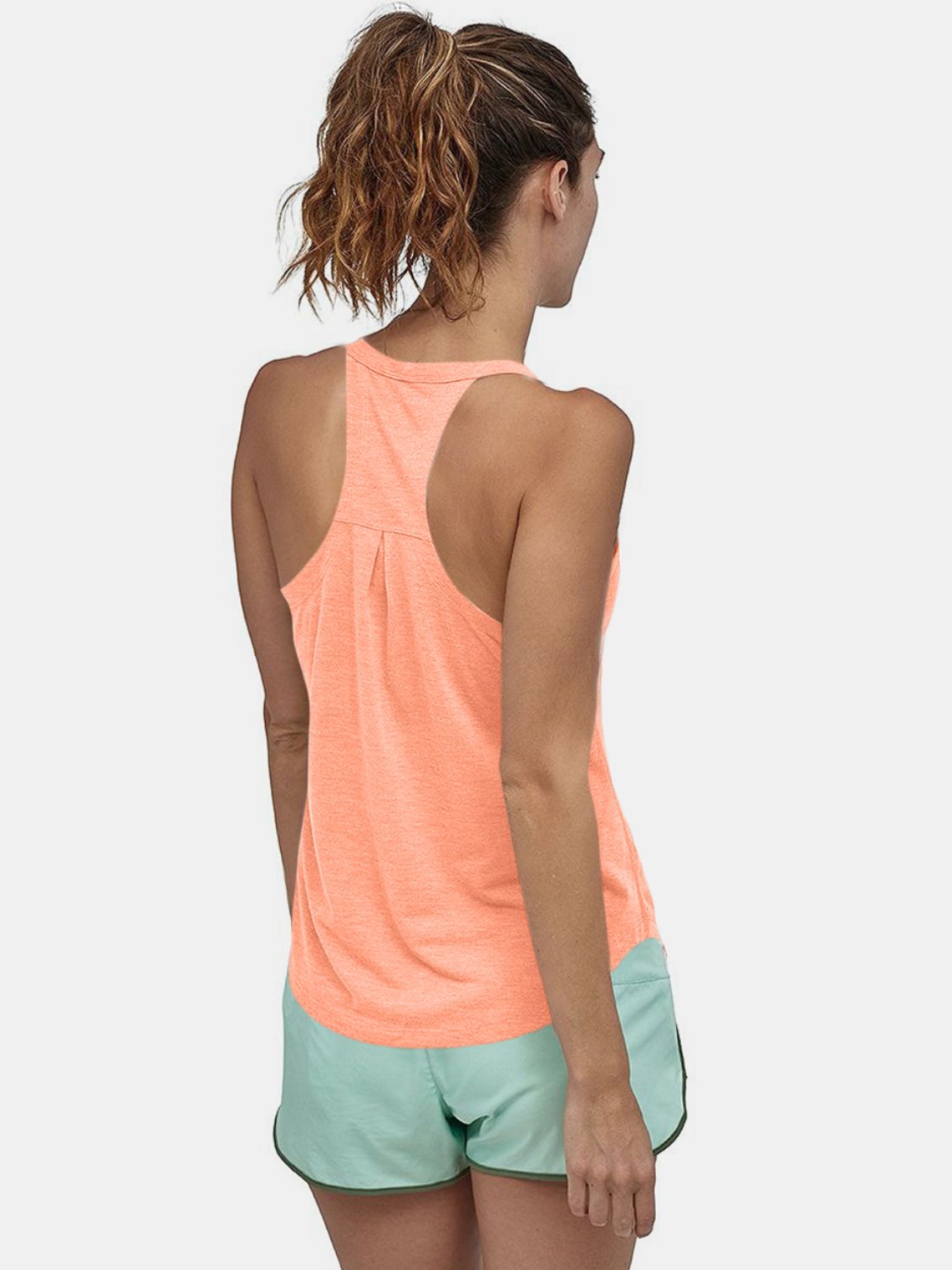 Scoop Neck Active Tank - The Daily Makeover