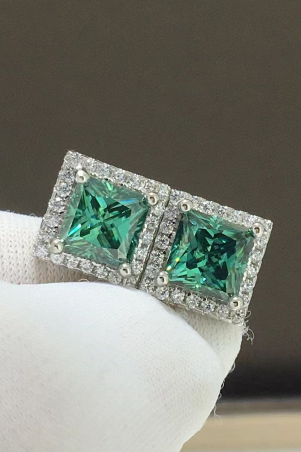 2 Carat Moissanite Square Stud Earrings - The Daily Makeover