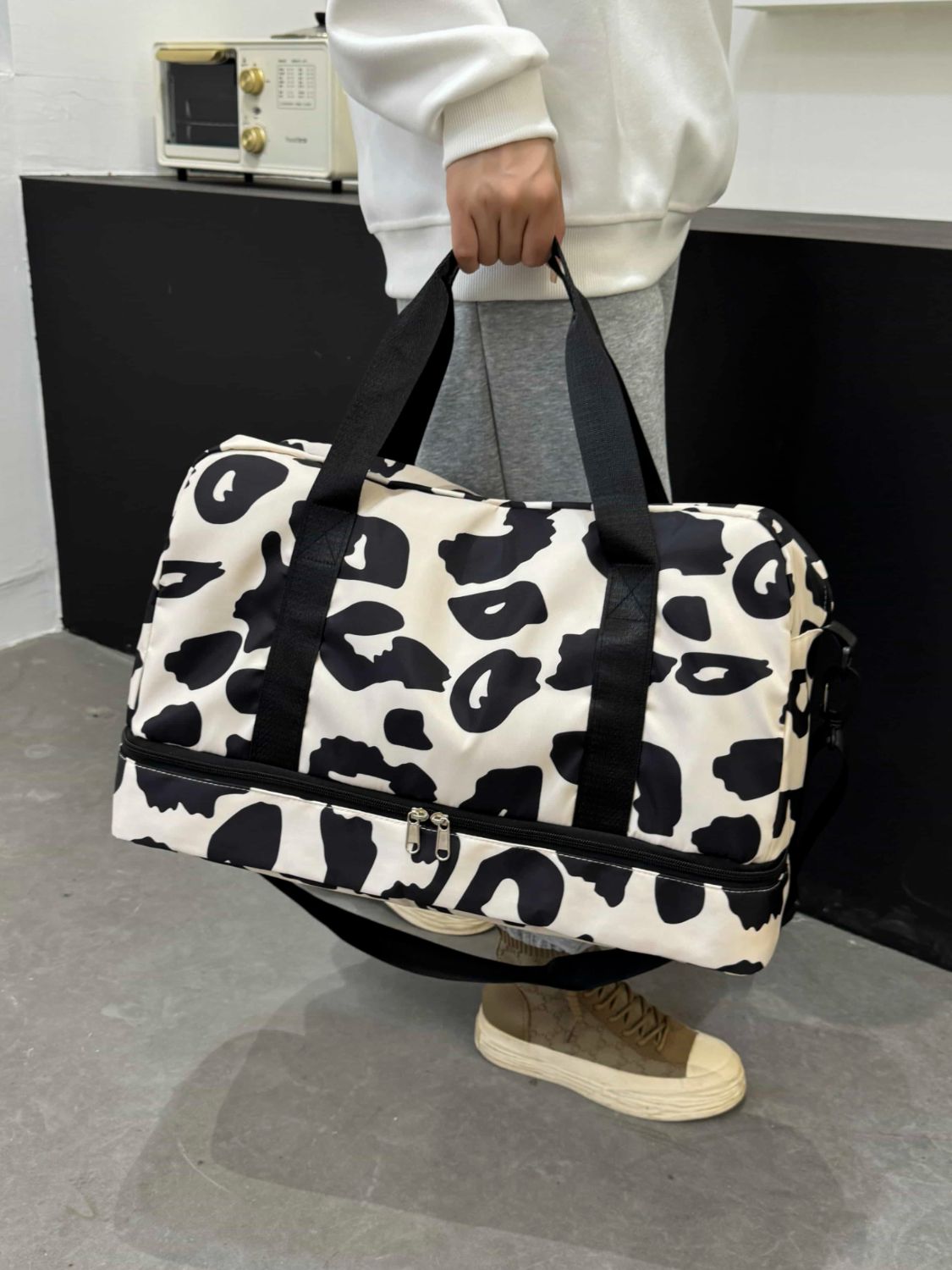 Oxford Cloth Leopard Travel Bag - The Daily Makeover