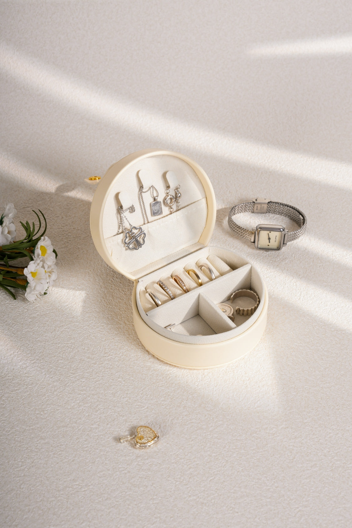 PU Leather Travel Jewelry Box - The Daily Makeover