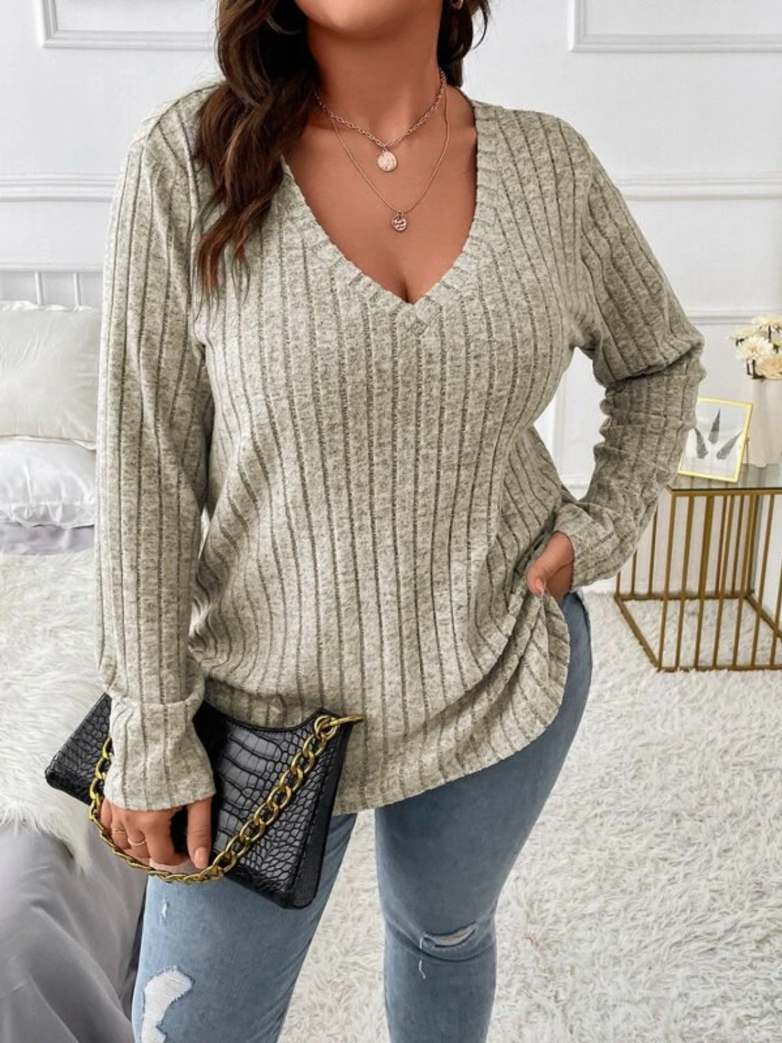 Plus Size V-Neck Long Sleeve T-Shirt - The Daily Makeover
