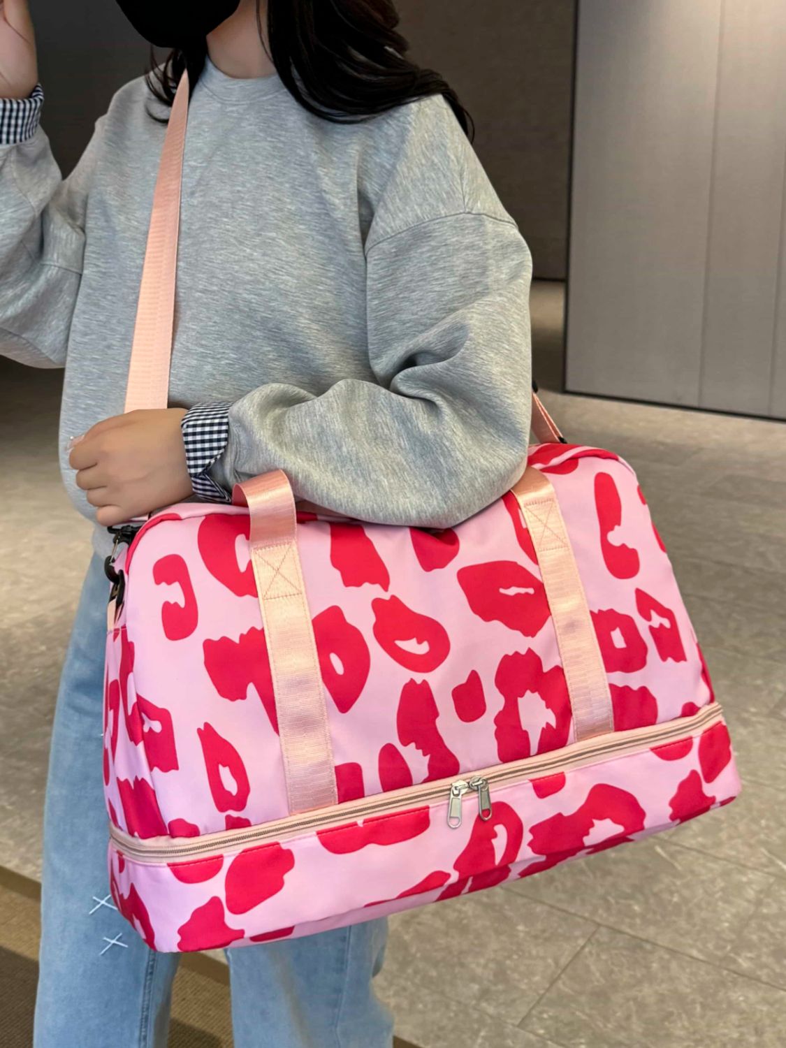 Oxford Cloth Leopard Travel Bag - The Daily Makeover