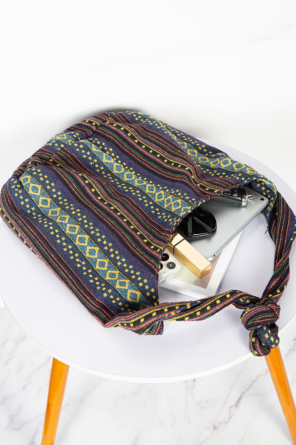 Large Canvas Crossbody Bag - The Daily Makeover