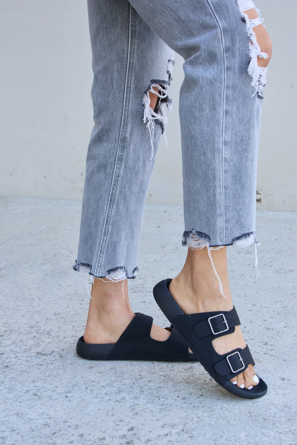 Forever Link Double Buckle Open Toe Sandals - The Daily Makeover