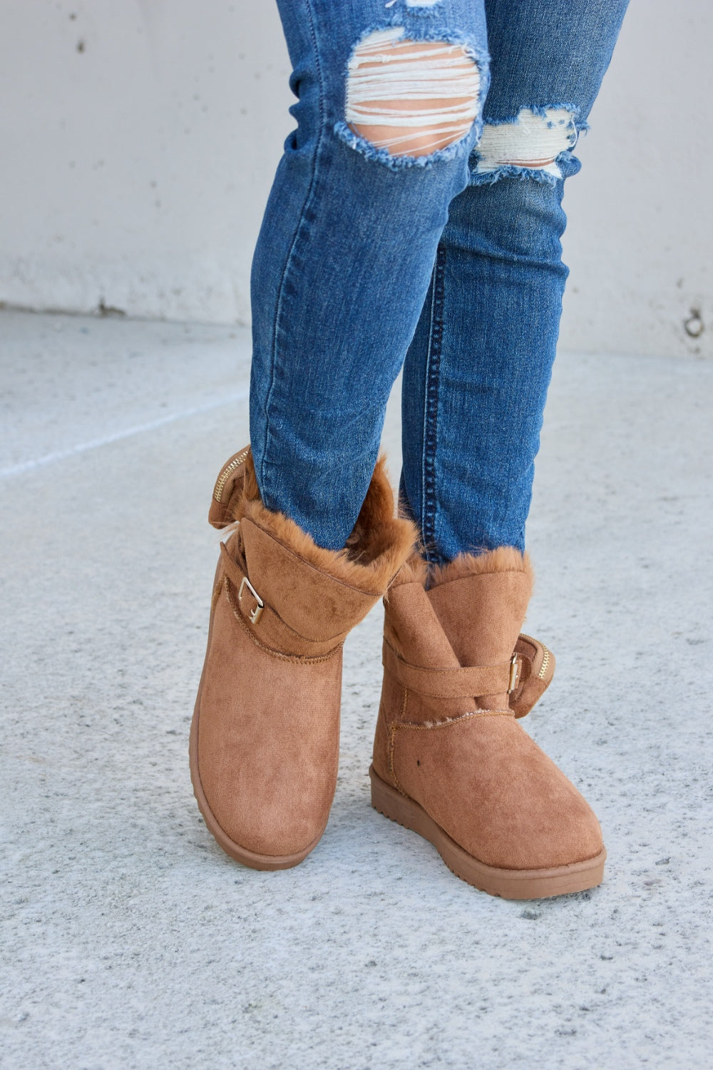 Forever Link Plush Thermal Flat Boots - The Daily Makeover
