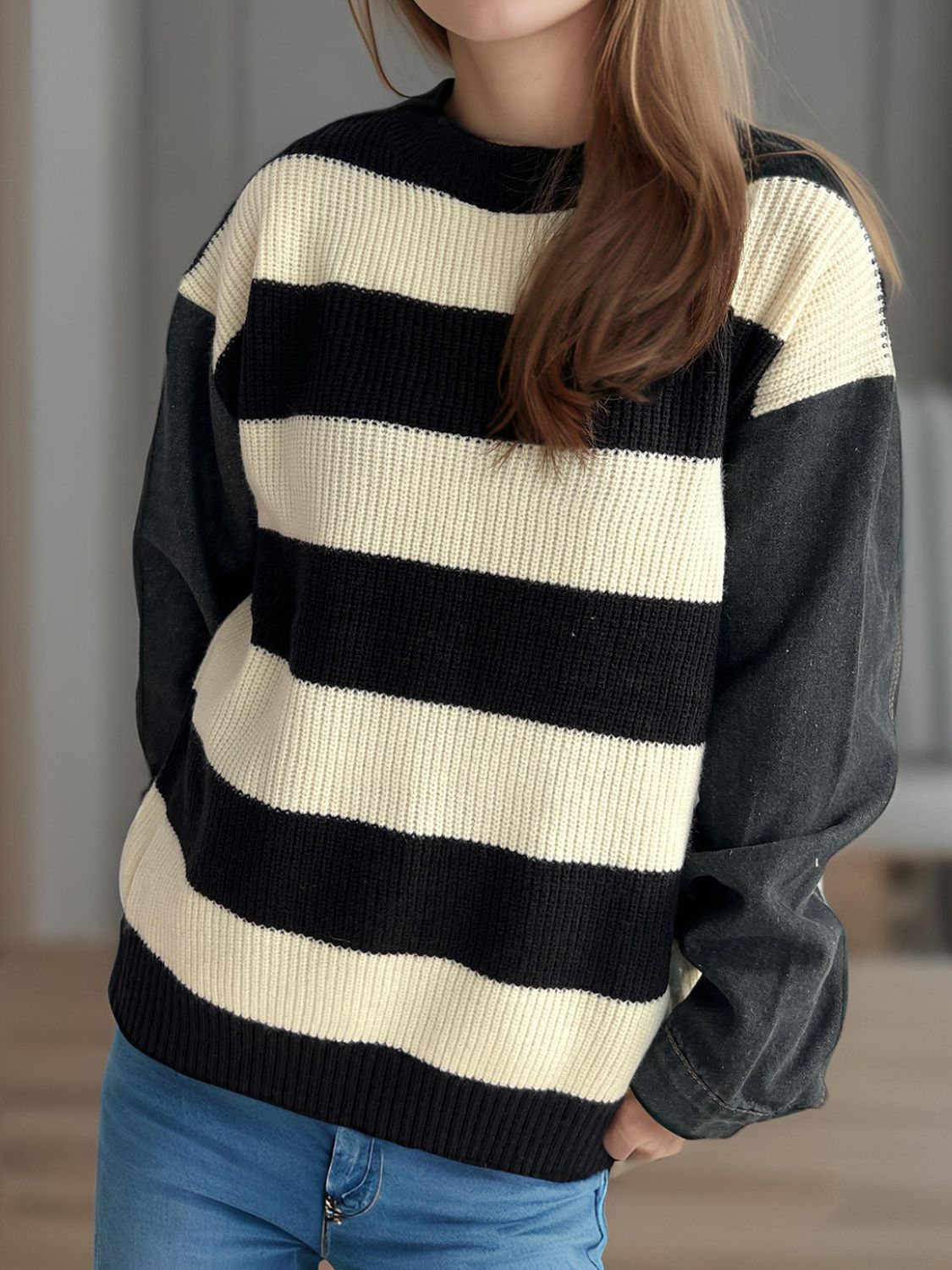 Contrast Round Neck Long Sleeve Sweater - The Daily Makeover