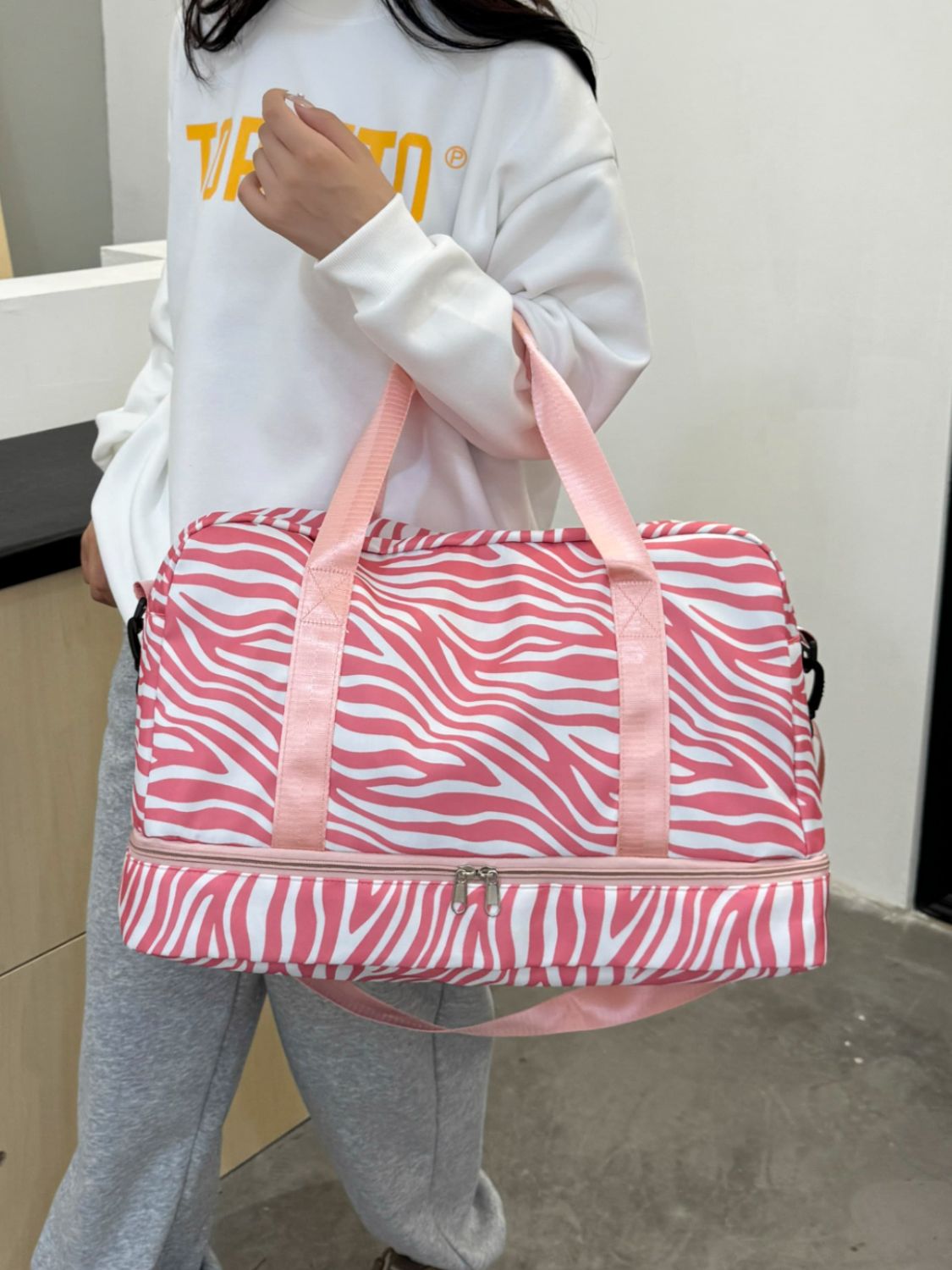 Oxford Cloth Leopard Travel Bag - The Daily Makeover
