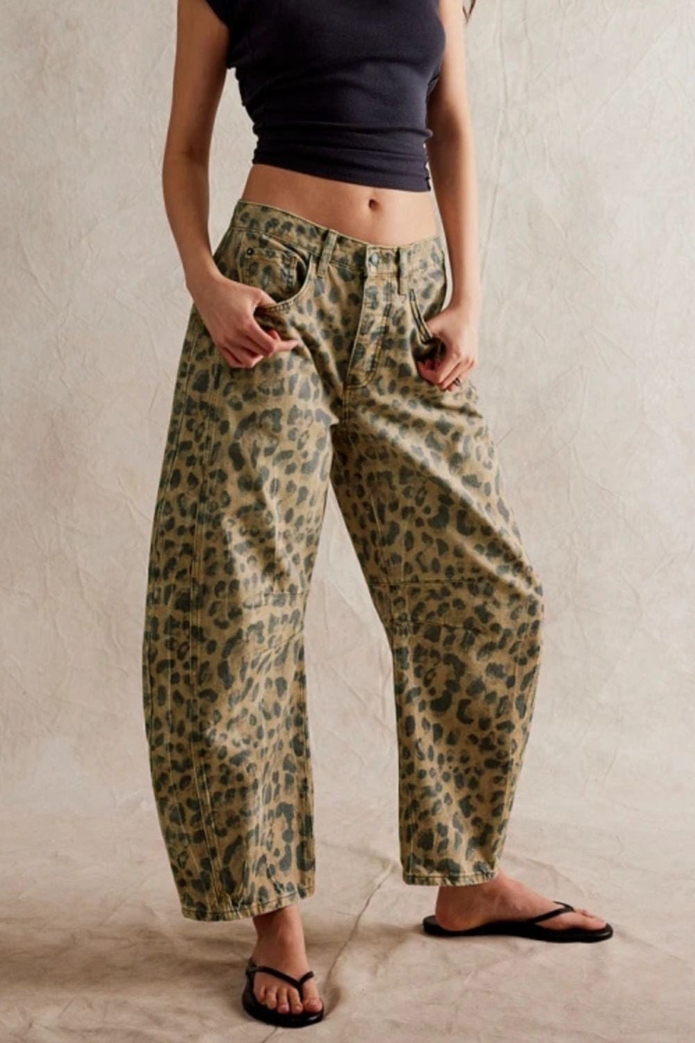 Wide Leg Jeans with Pockets - The Daily Makeover