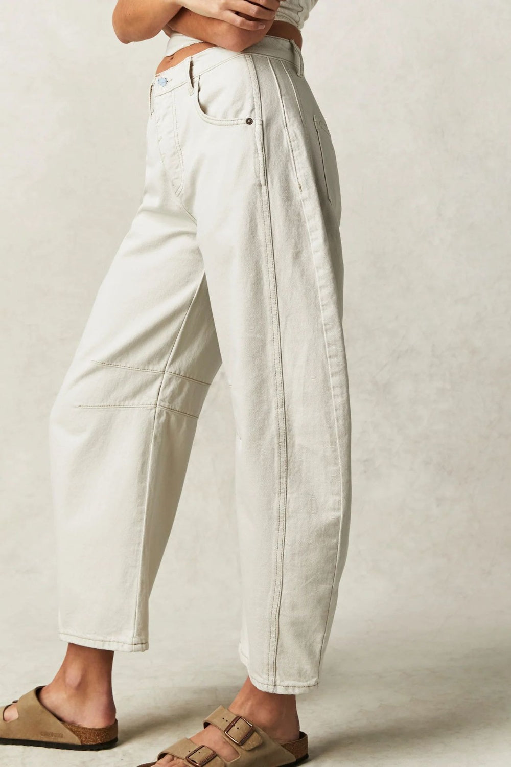 Wide Leg Jeans with Pockets - The Daily Makeover