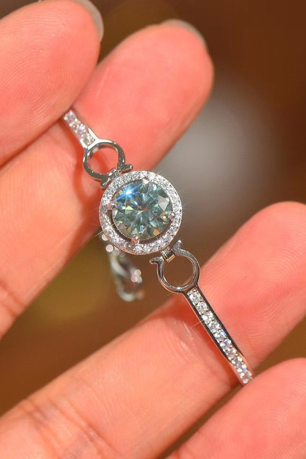 2 Carat Moissanite Platinum-Plated Bracelet - The Daily Makeover