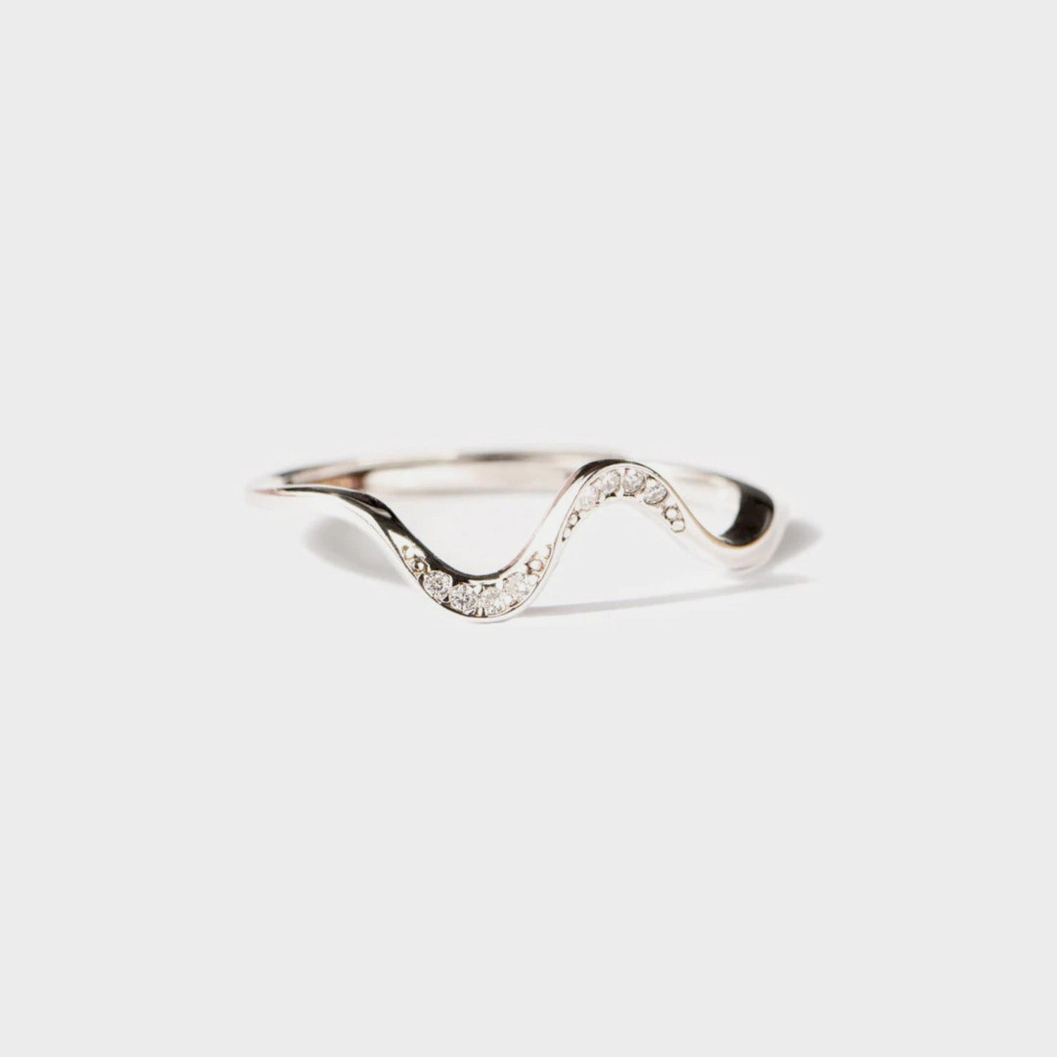 925 Sterling Silver Inlaid Zircon Wave Shape Ring - The Daily Makeover
