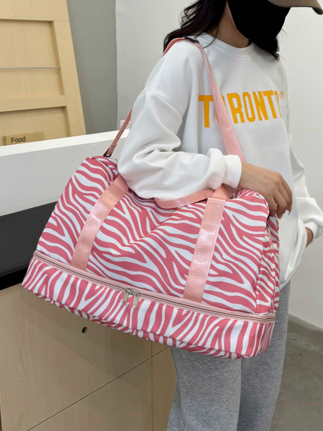 Oxford Cloth Leopard Travel Bag - The Daily Makeover