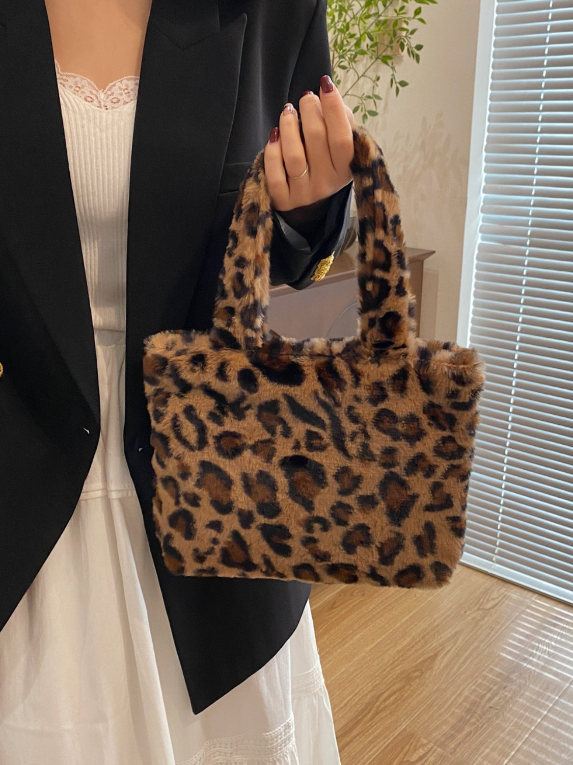 Leopard Fluff Handbag with Zip - The Daily Makeover