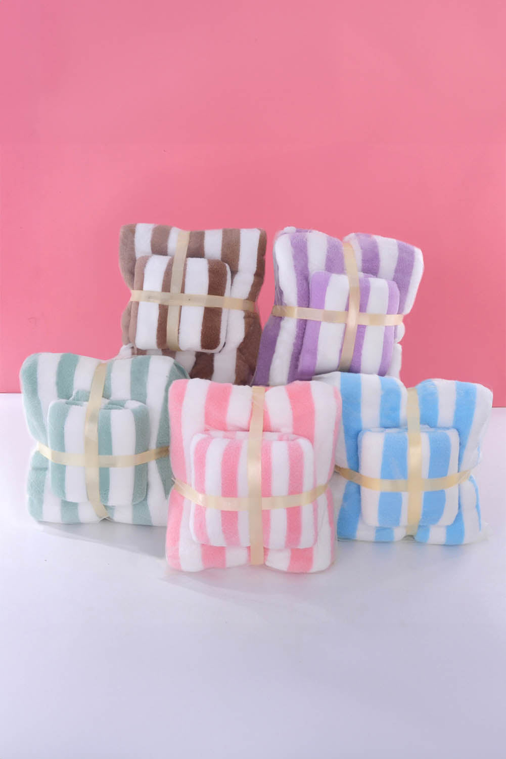 Pink Striped Plush Bath Towel Set - The Daily Makeover