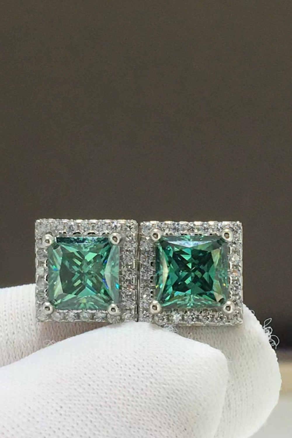 2 Carat Moissanite Square Stud Earrings - The Daily Makeover