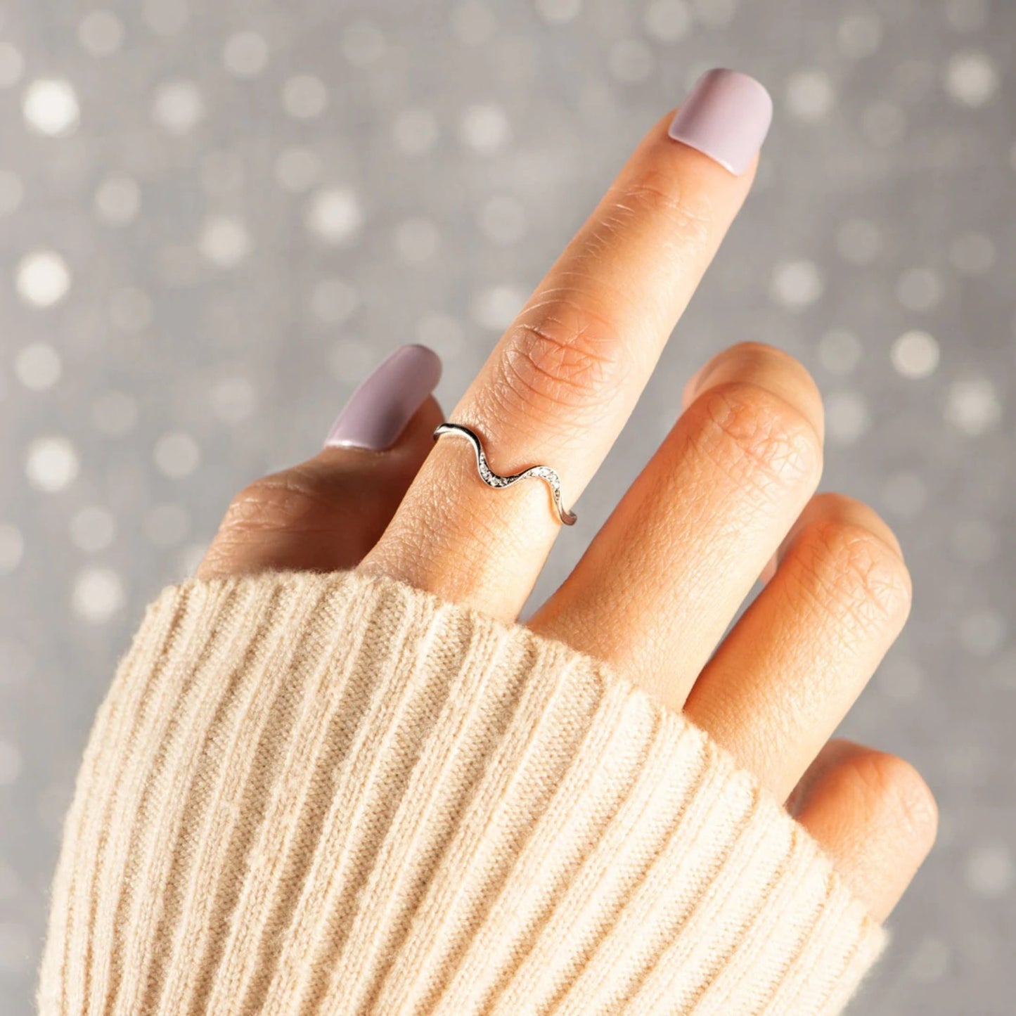 925 Sterling Silver Inlaid Zircon Wave Shape Ring - The Daily Makeover