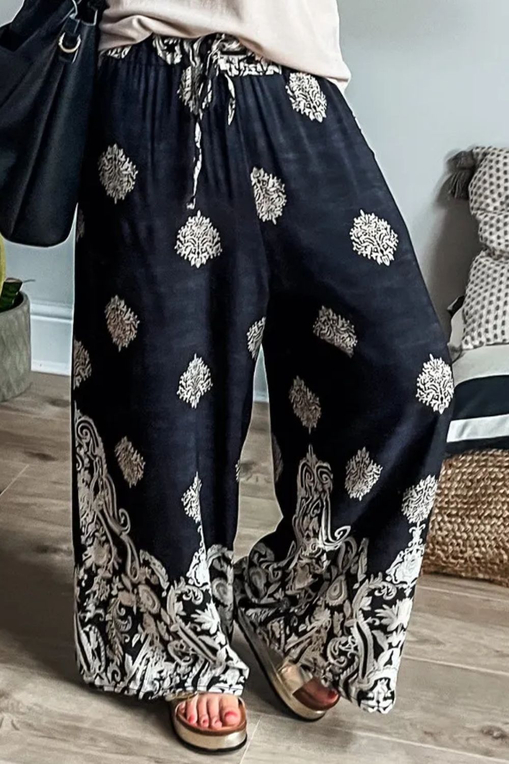 Printed Wide Leg Pants - The Daily Makeover