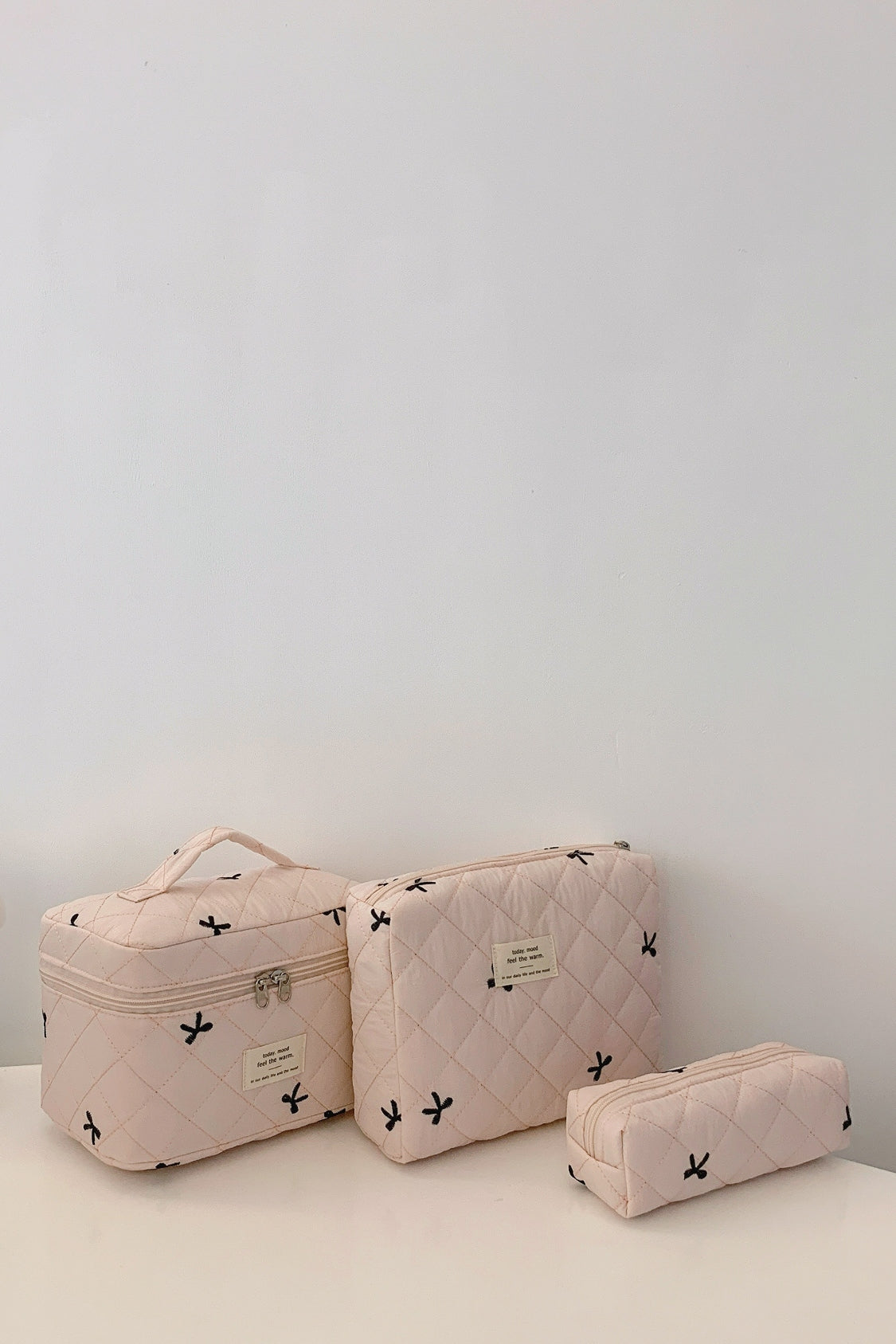 3 Piece Bow Quilted Cloth Storage Bag Set - The Daily Makeover