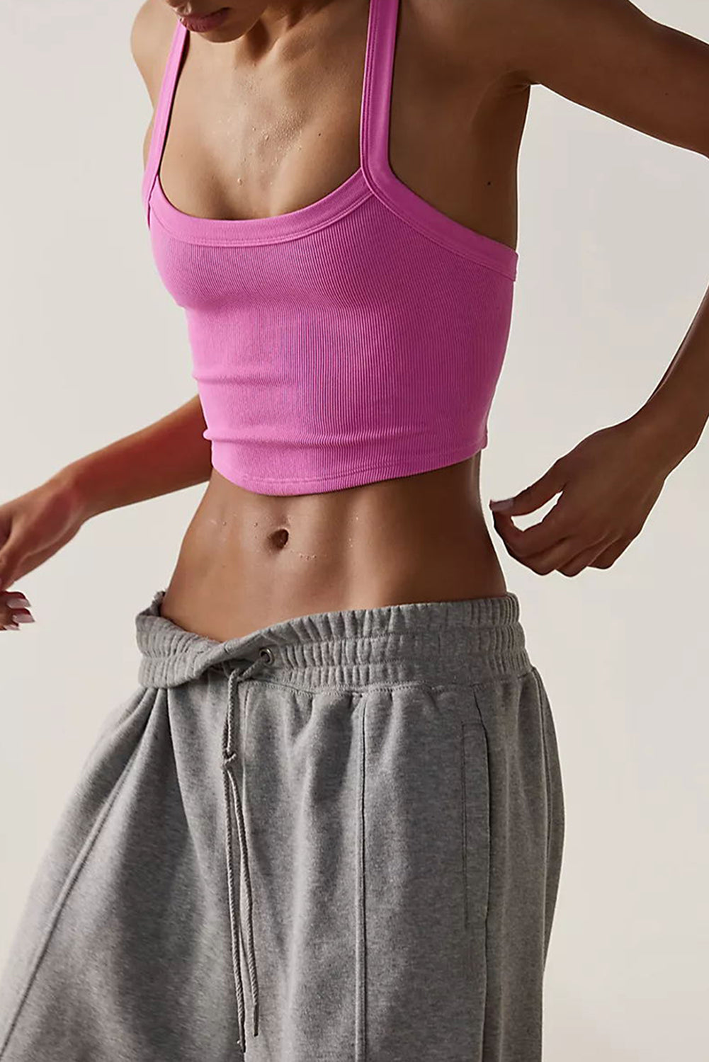 Scoop Neck Active Tank - The Daily Makeover