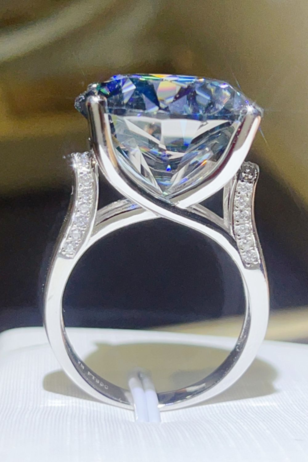 20 Carat Moissanite 925 Sterling Silver Ring - The Daily Makeover