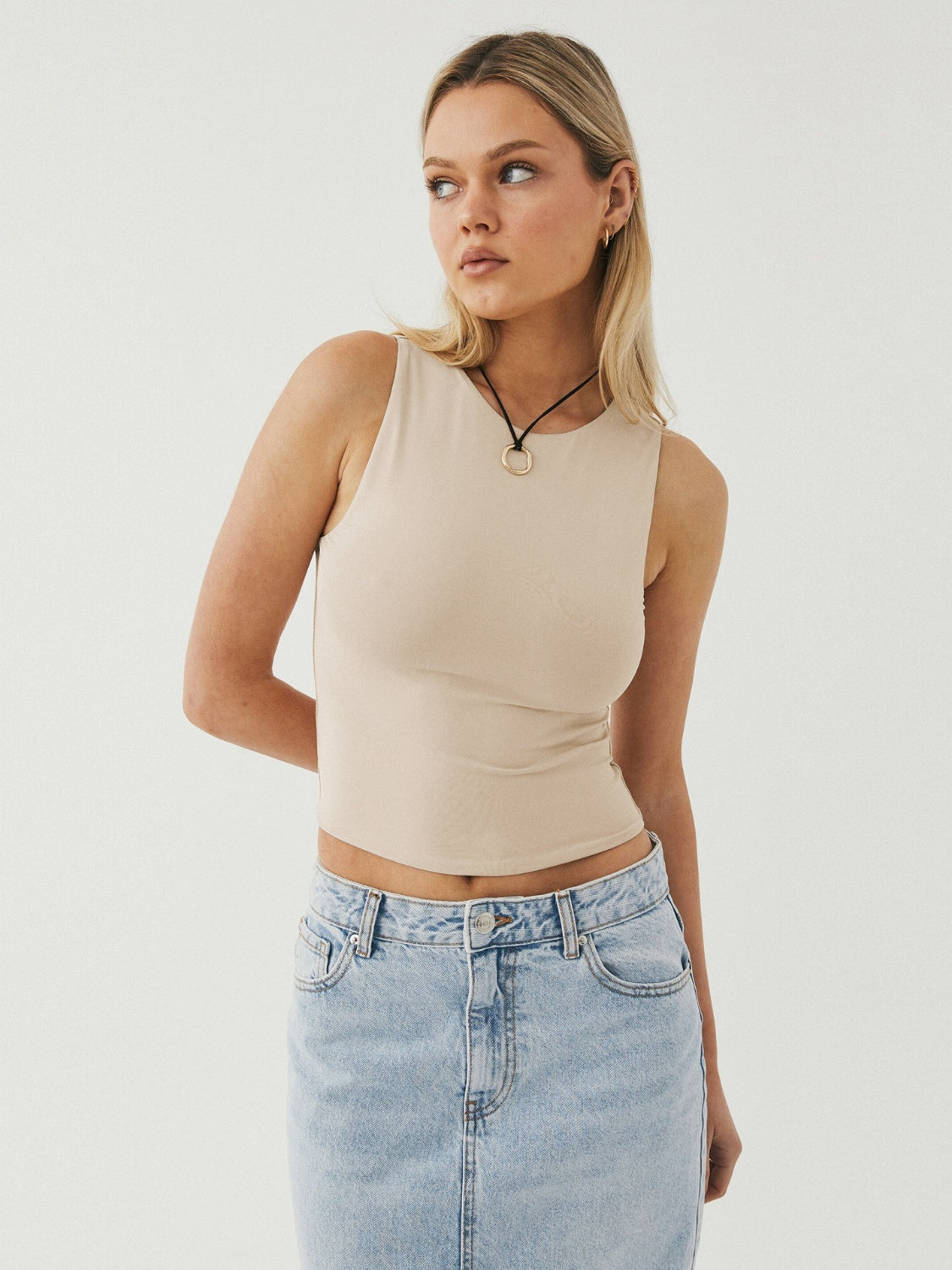 Round Neck Cropped Tank - The Daily Makeover