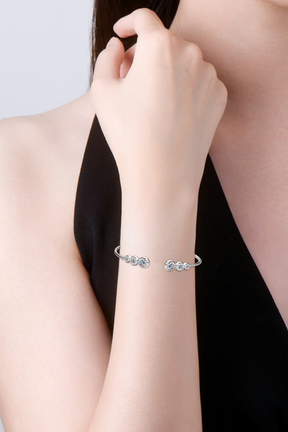 1.8 Carat Moissanite 925 Sterling Silver Bracelet - The Daily Makeover