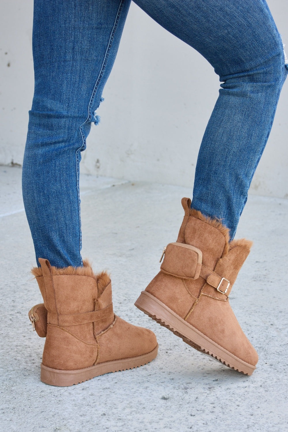 Forever Link Plush Thermal Flat Boots - The Daily Makeover