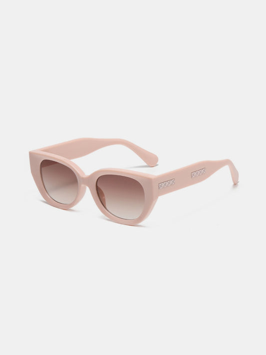 Cat Eye Polycarbonate Frame Sunglasses - The Daily Makeover