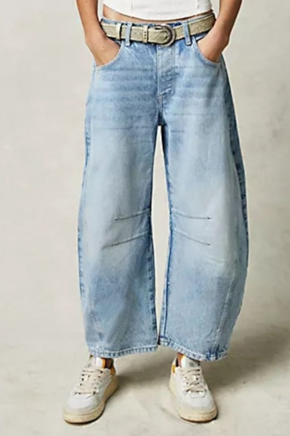 Wide Leg Jeans with Pockets - The Daily Makeover