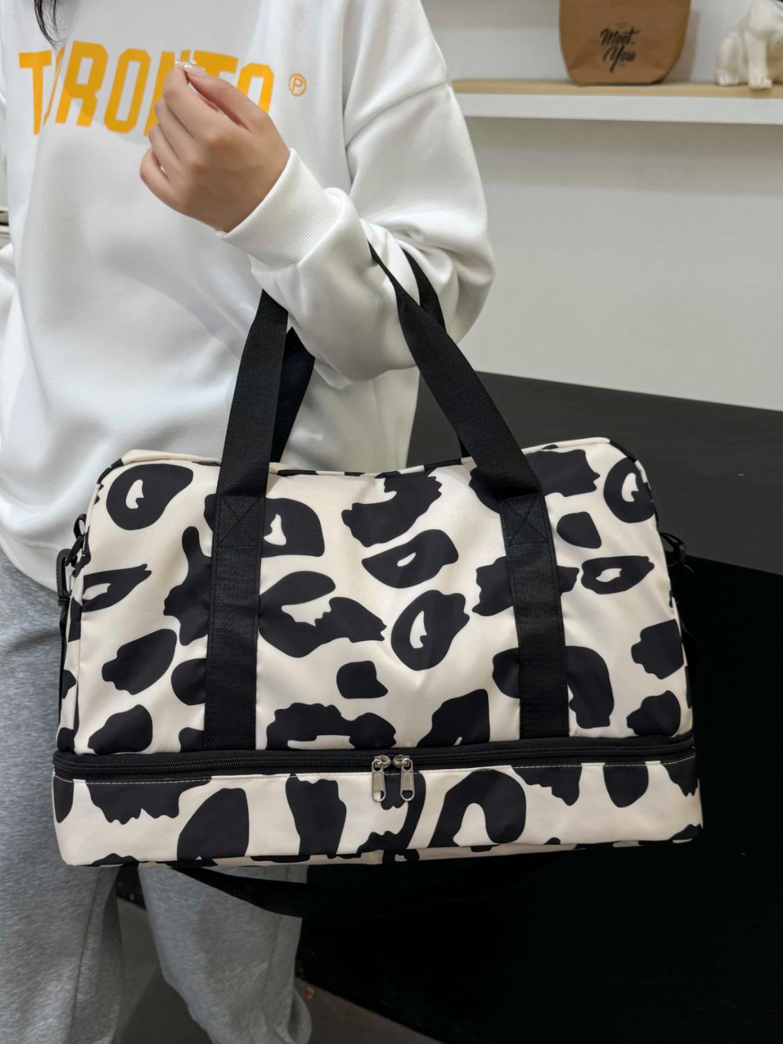 Oxford Cloth Leopard Travel Bag - The Daily Makeover