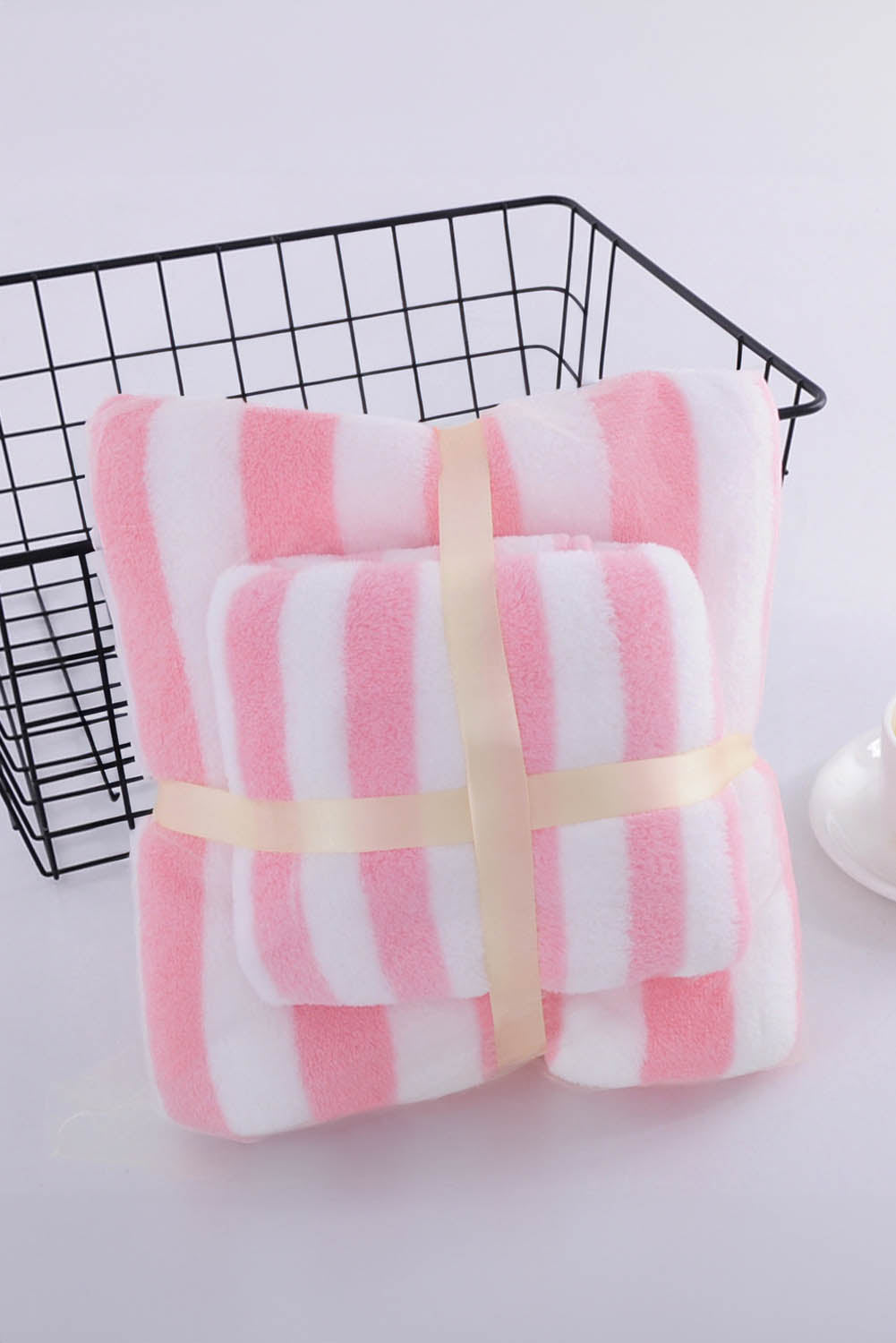 Pink Striped Plush Bath Towel Set - The Daily Makeover