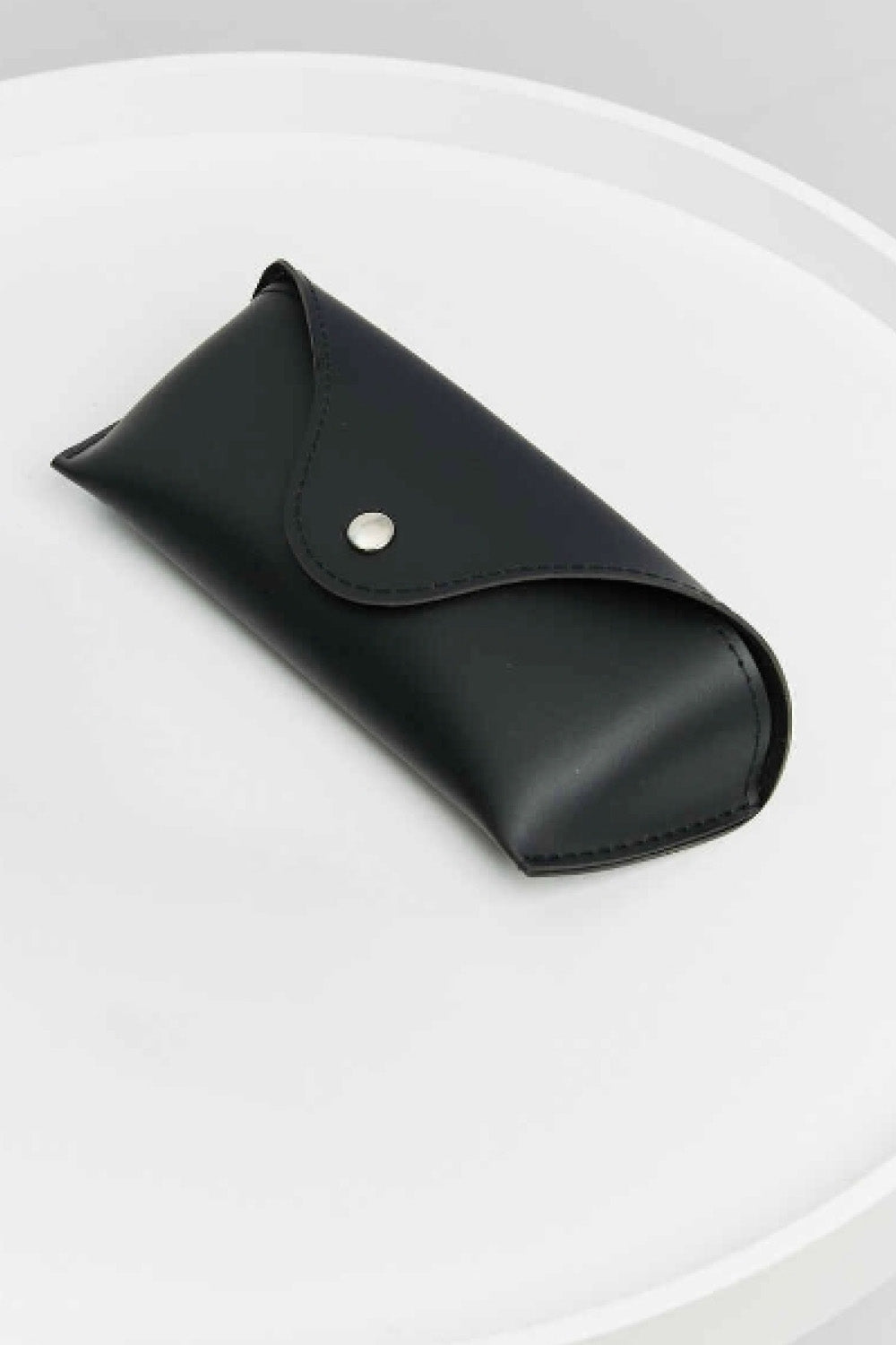 Polycarbonate Frame Square Sunglasses - The Daily Makeover