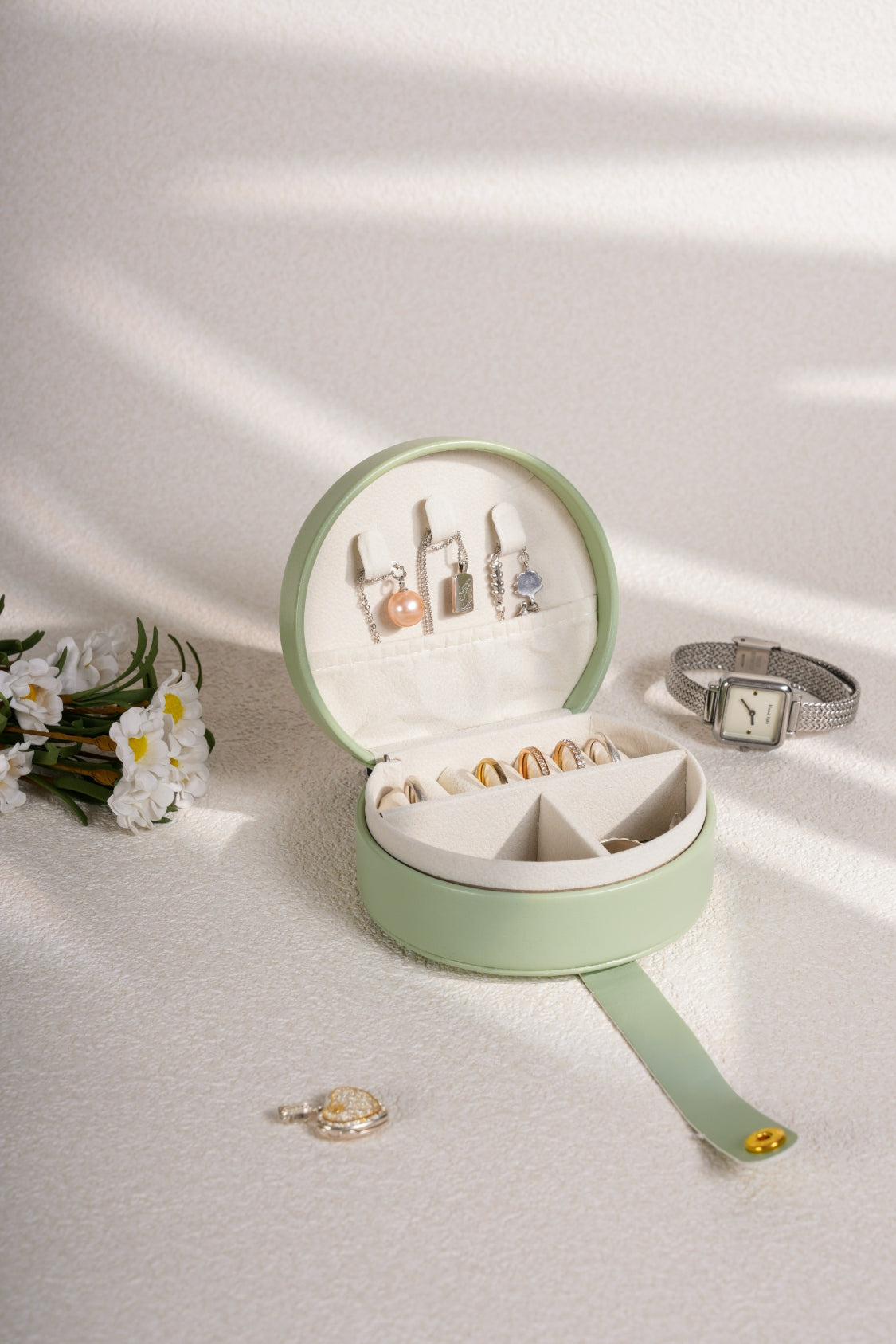 PU Leather Travel Jewelry Box - The Daily Makeover