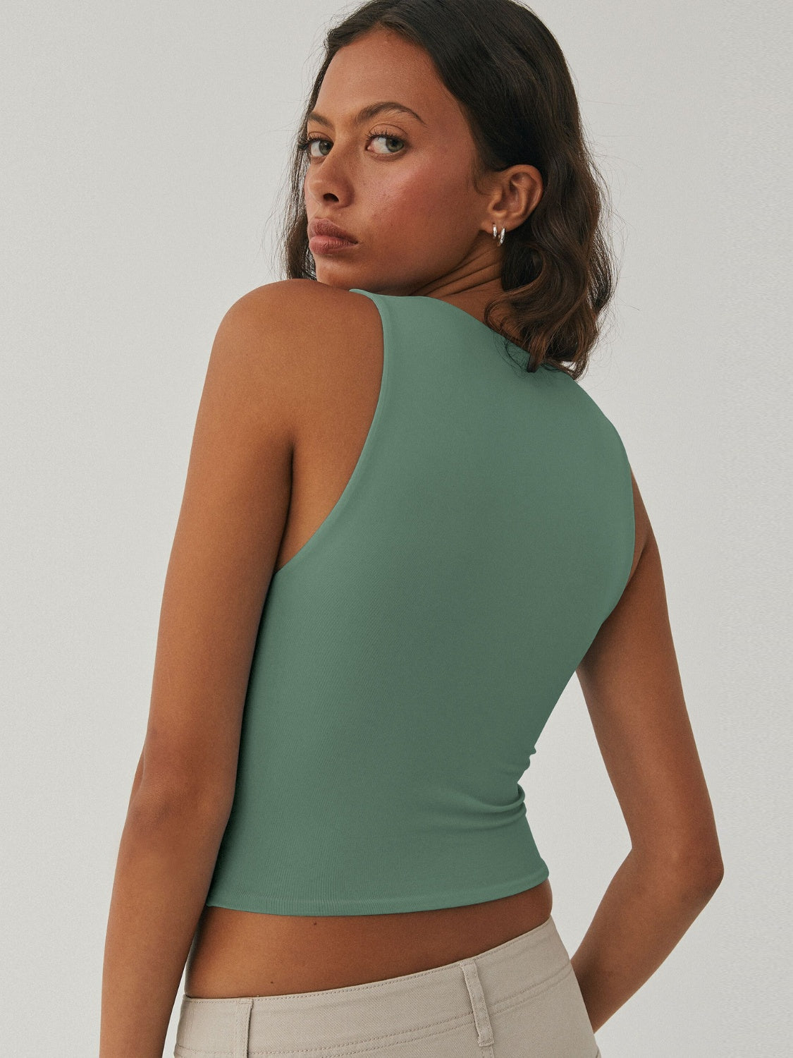 Round Neck Cropped Tank - The Daily Makeover