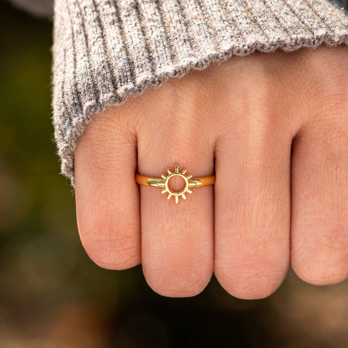 Sun Shape 18K Gold-Plated Ring - The Daily Makeover