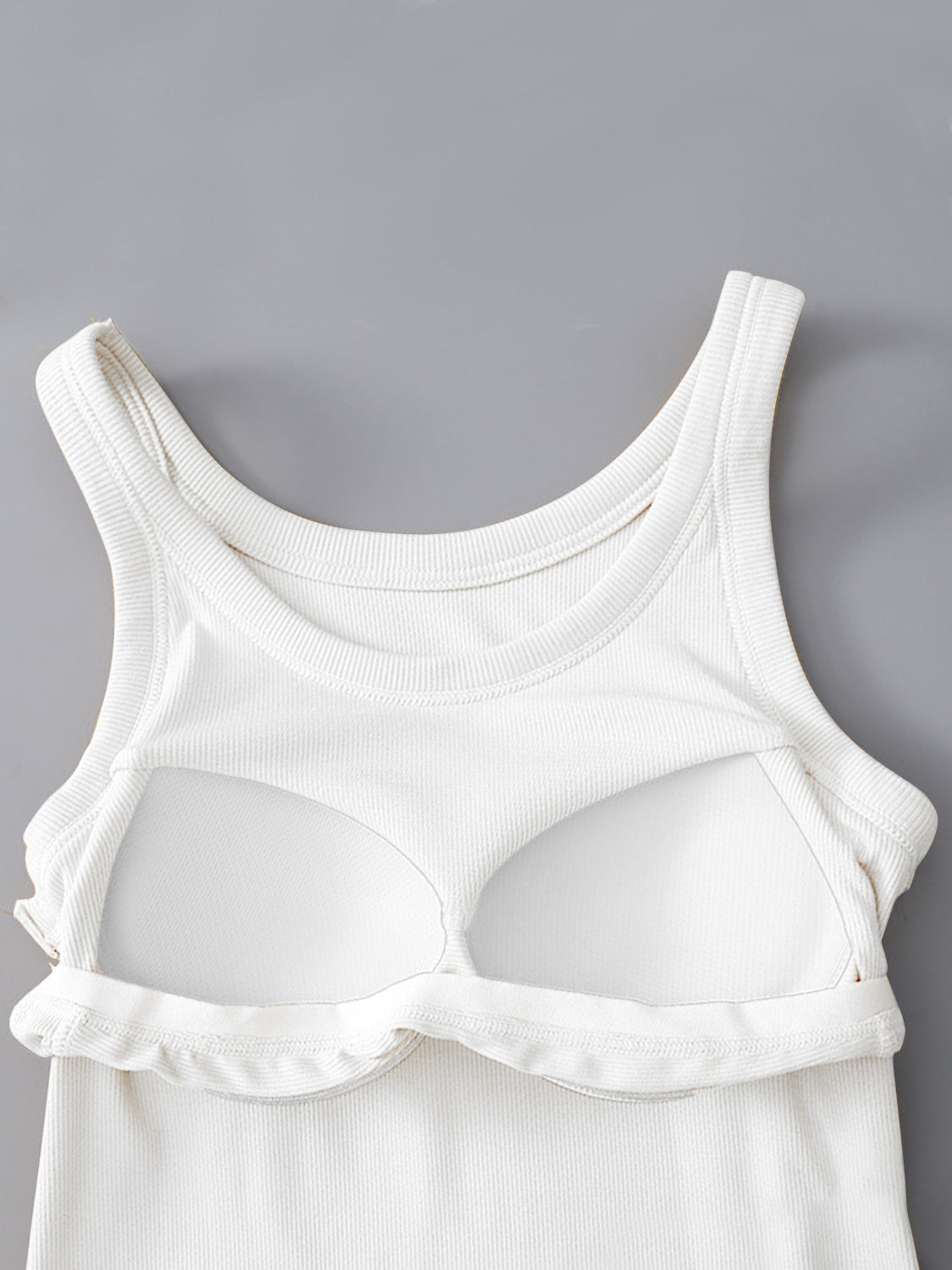 Round Neck Tank with Bra - The Daily Makeover