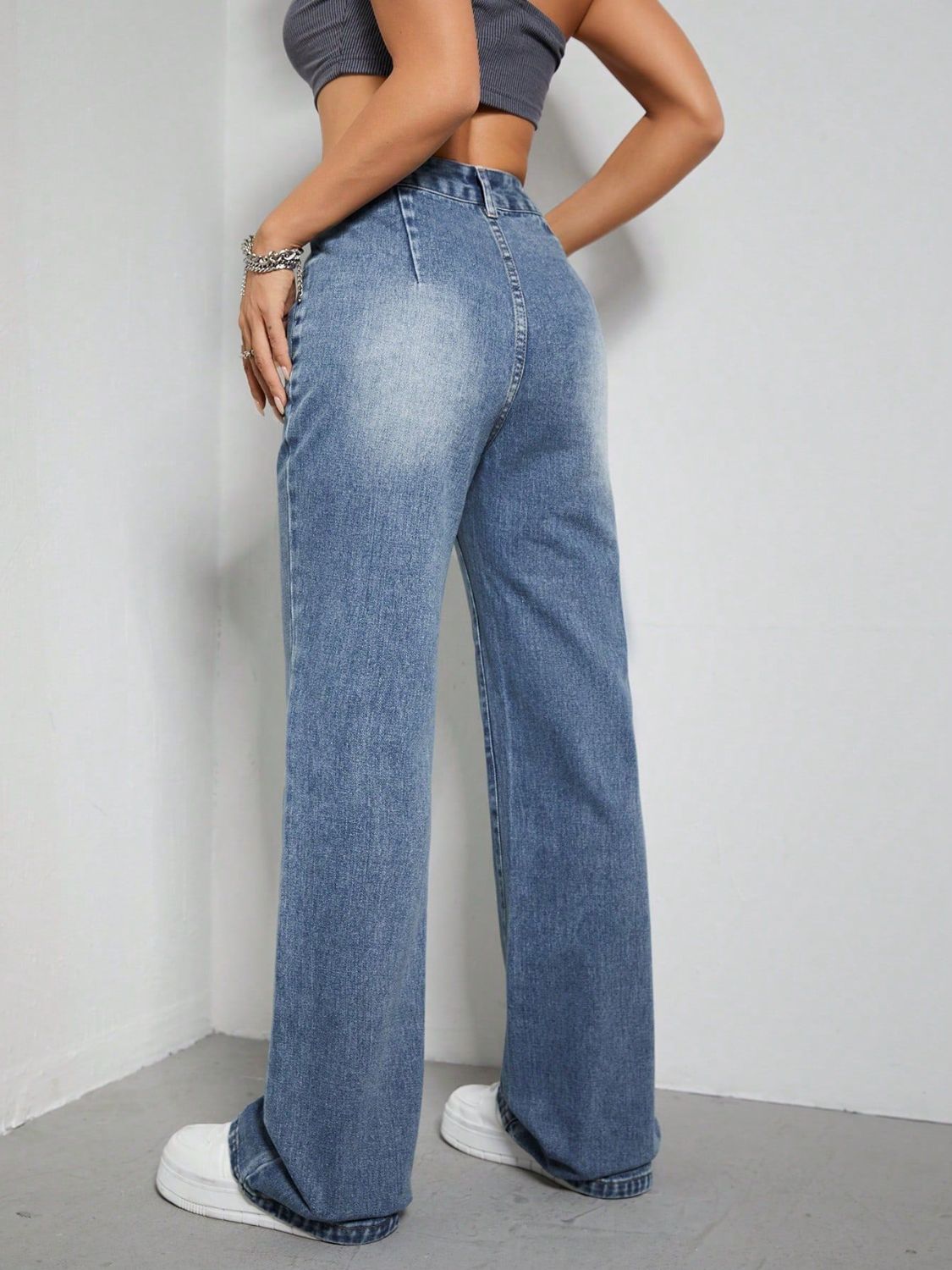 High Rise Wide Leg Jeans with Pockets - The Daily Makeover