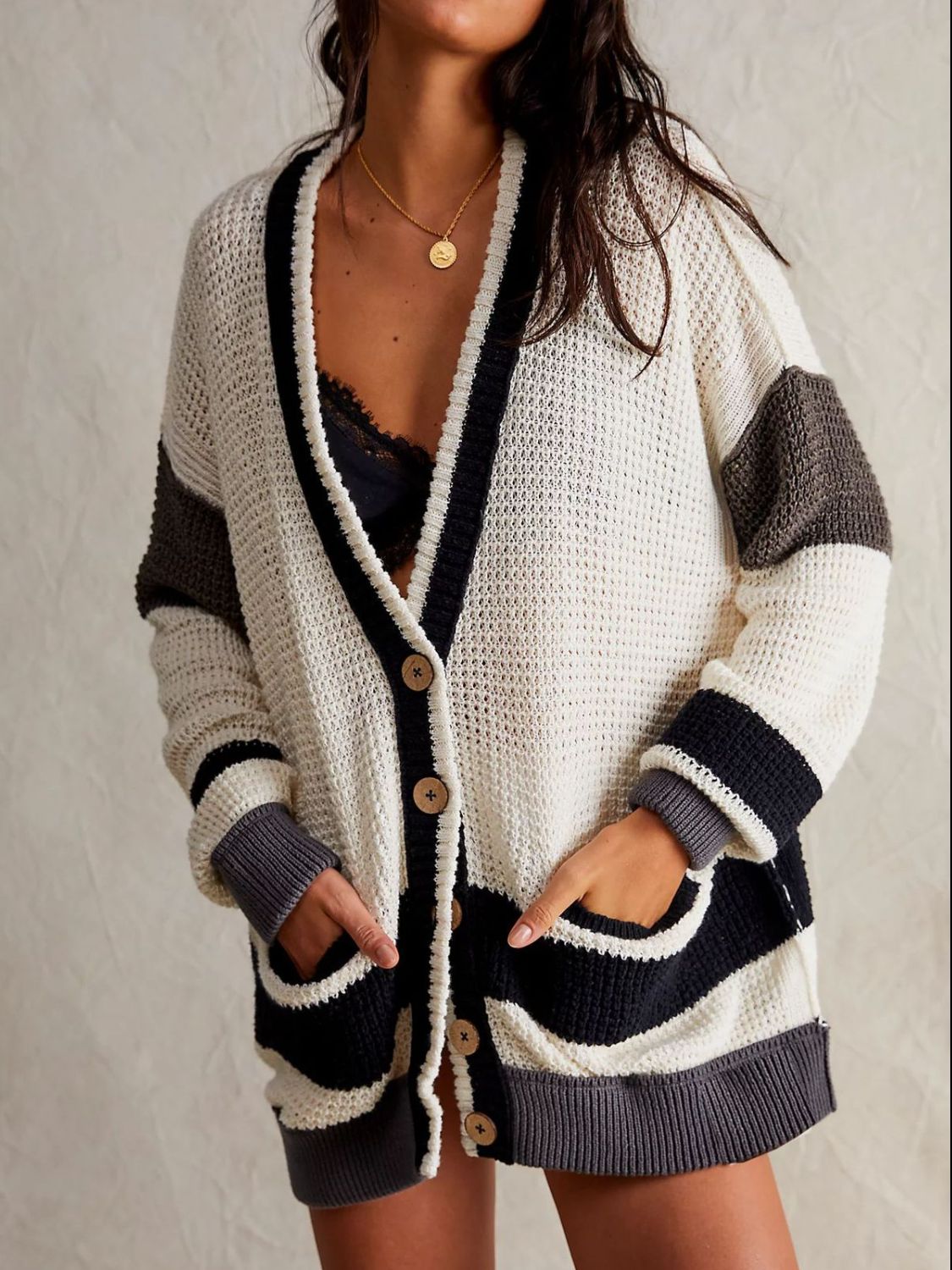 Pocketed Contrast V-Neck Long Sleeve Cardigan - The Daily Makeover