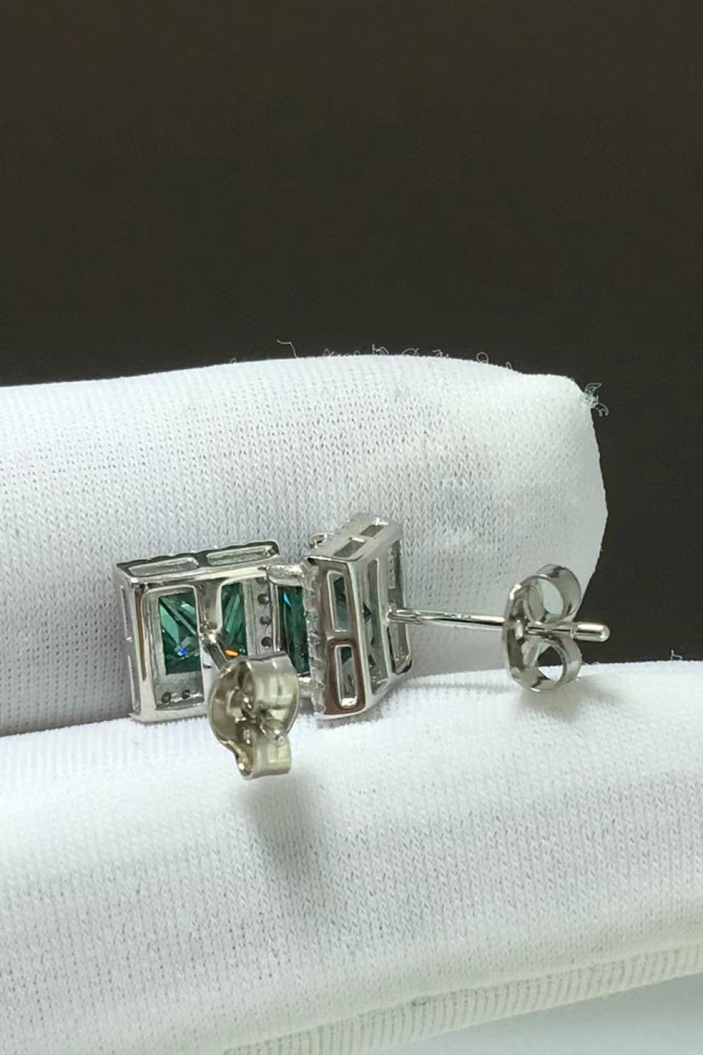 2 Carat Moissanite Square Stud Earrings - The Daily Makeover