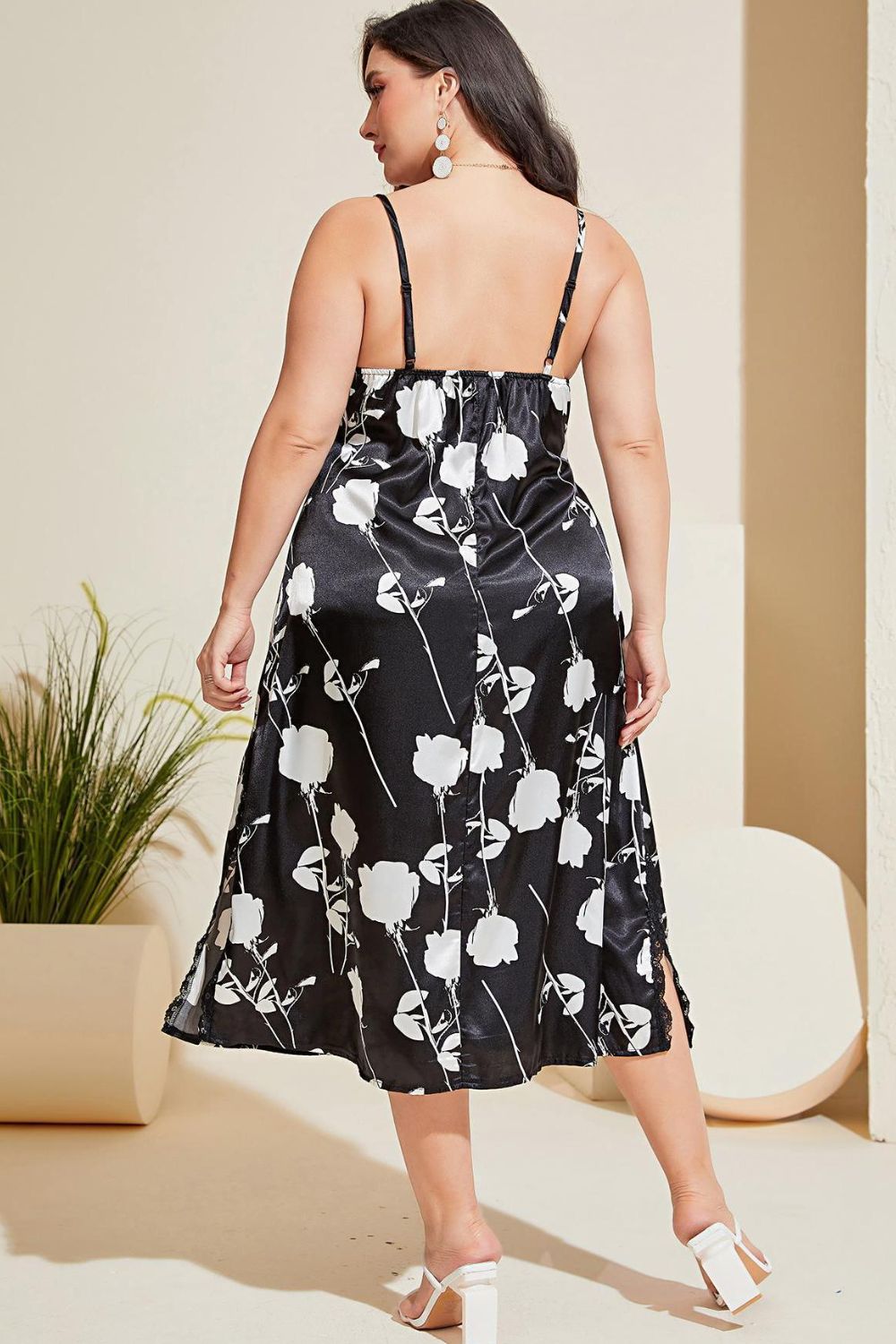Plus Size Floral Lace Trim Side Slit Night Dress - The Daily Makeover