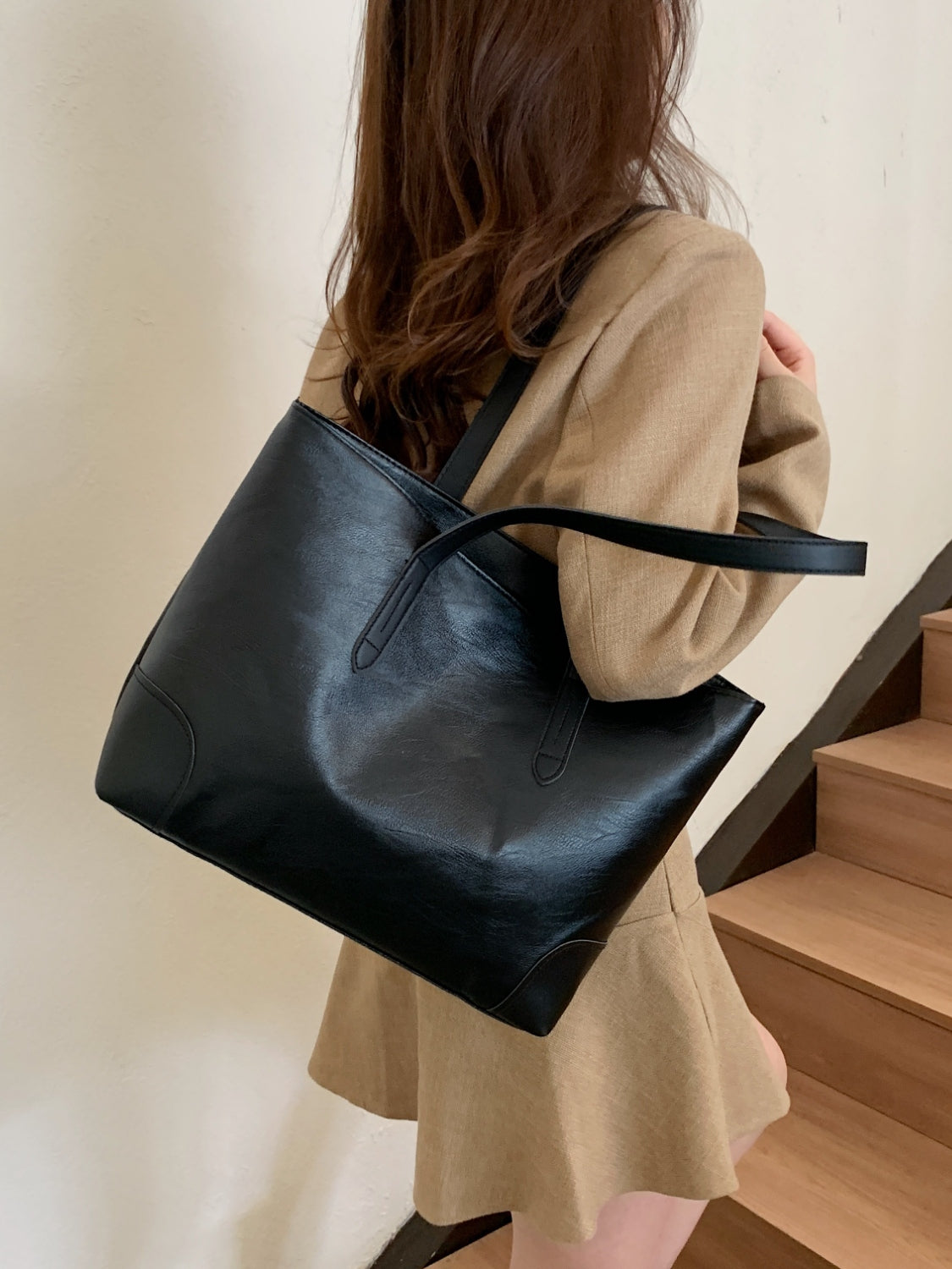 PU Leather Medium Tote Bag - The Daily Makeover