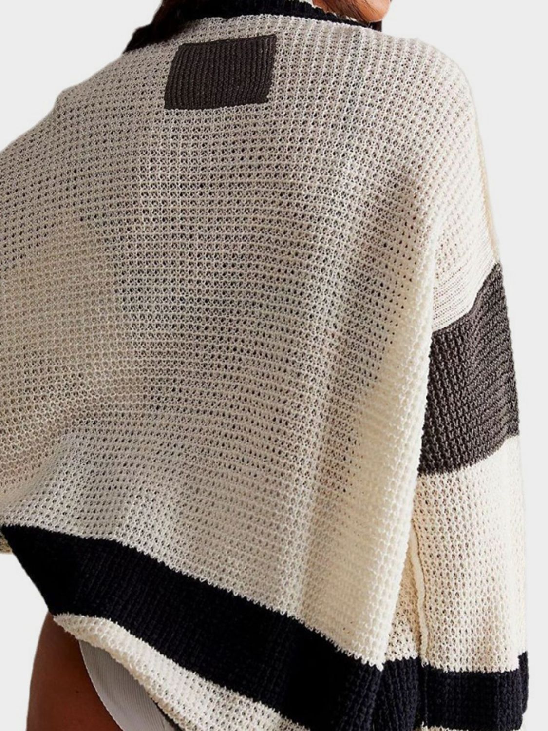 Pocketed Contrast V-Neck Long Sleeve Cardigan - The Daily Makeover