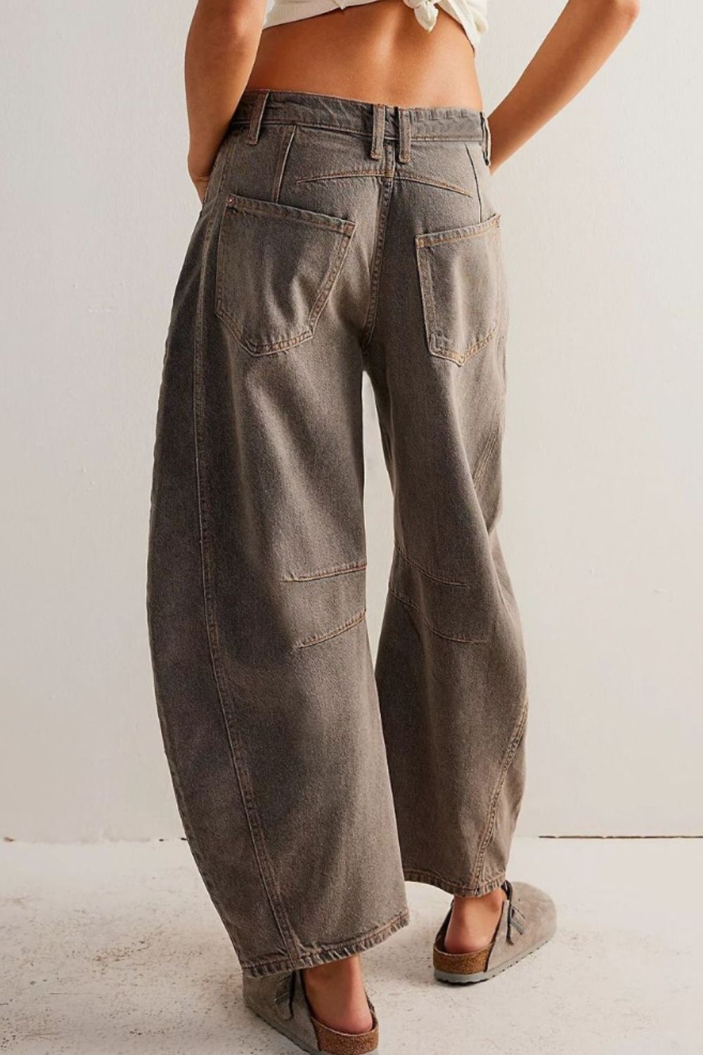 Wide Leg Jeans with Pockets - The Daily Makeover